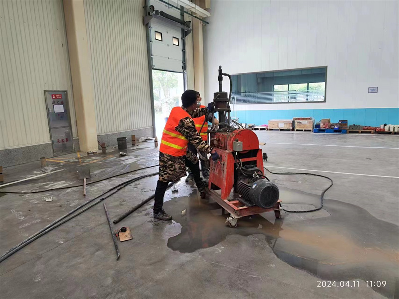 安阳厂房地面下沉塌陷注浆加固施工